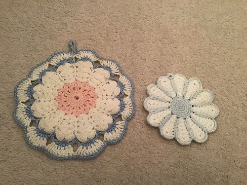 Vintage circular crocheted - vintage,